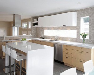 Contemporary maple and white slab kitchen